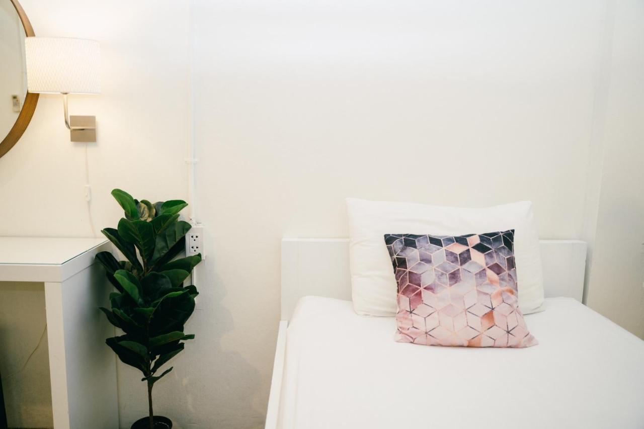 Hq Hostel Silom Μπανγκόκ Εξωτερικό φωτογραφία