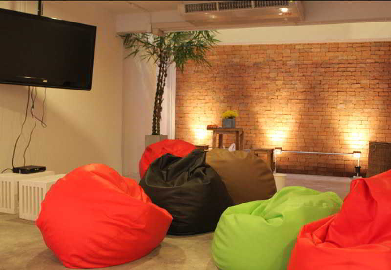 Hq Hostel Silom Μπανγκόκ Εξωτερικό φωτογραφία