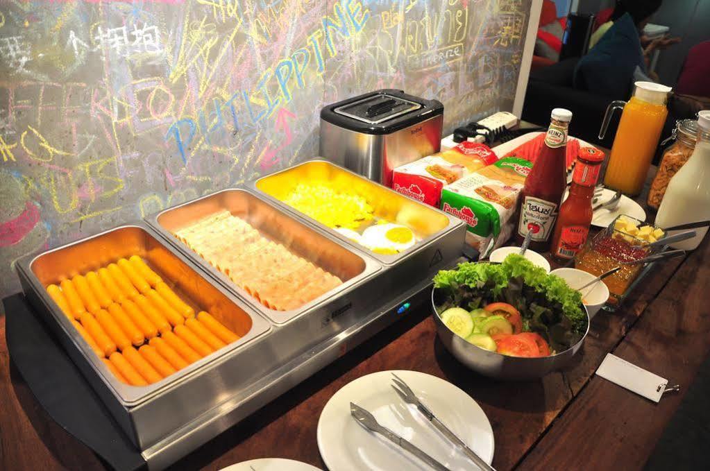 Hq Hostel Silom Μπανγκόκ Εξωτερικό φωτογραφία