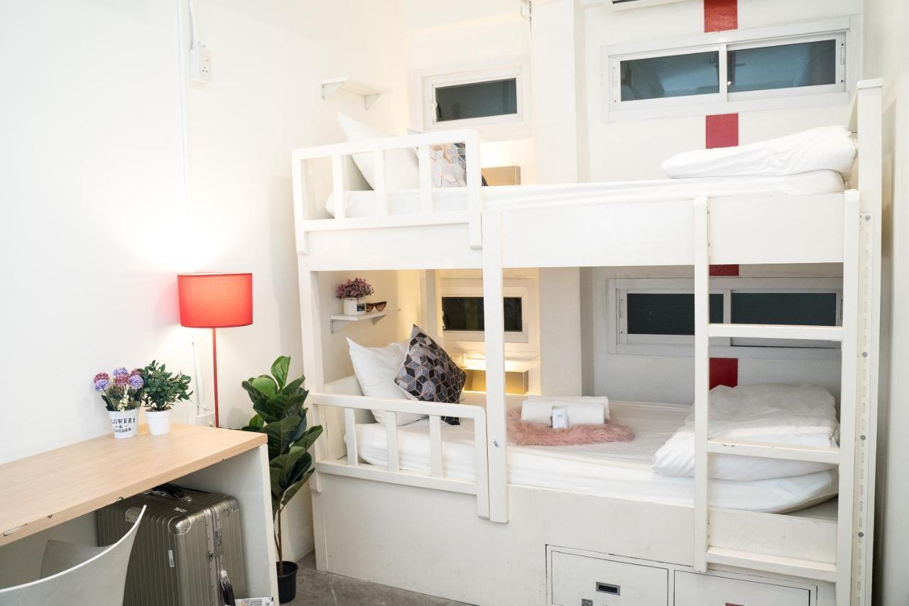 Hq Hostel Silom Μπανγκόκ Εξωτερικό φωτογραφία