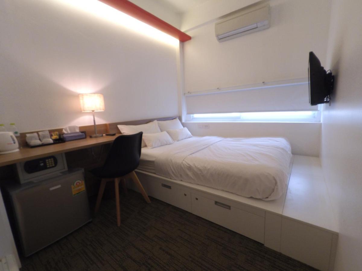 Hq Hostel Silom Μπανγκόκ Εξωτερικό φωτογραφία