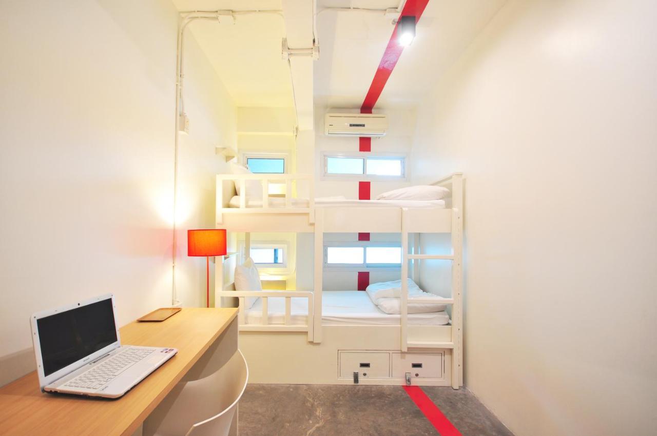Hq Hostel Silom Μπανγκόκ Εξωτερικό φωτογραφία